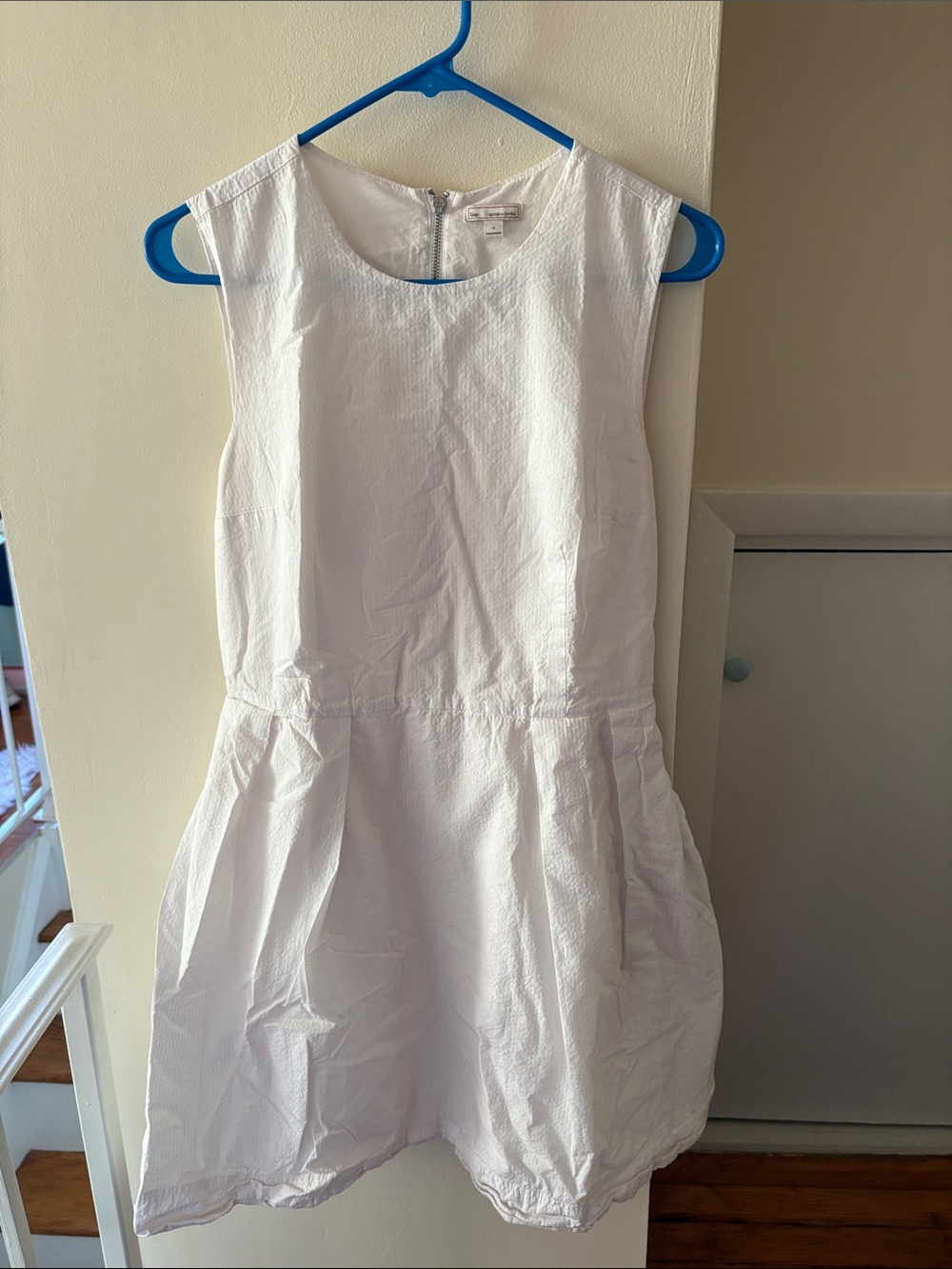 GAP White Textured Sleeveless Dress